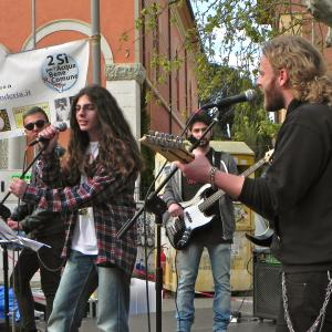 2015_piazza_N.S.Guadalupe_Esacordo_Rock_Band.3.JPG