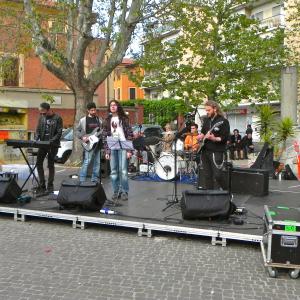 2015_piazza_N.S.Guadalupe_Esacordo_Rock_Band.JPG